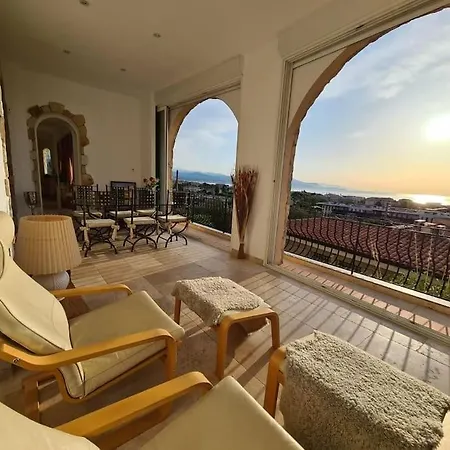 Valentino - Vue Mer- Pool House / Piscine וילה