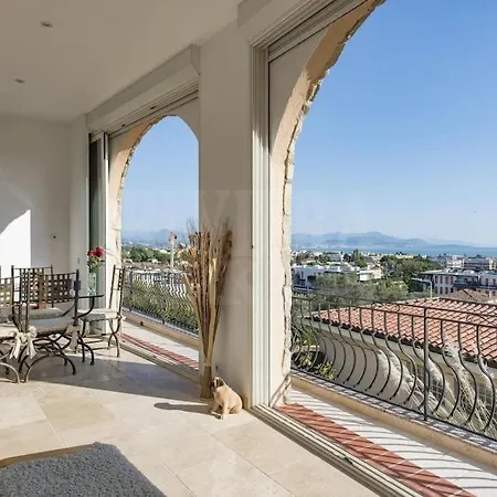 Βίλα Valentino - Vue Mer- Pool House / Piscine Αντίμπ